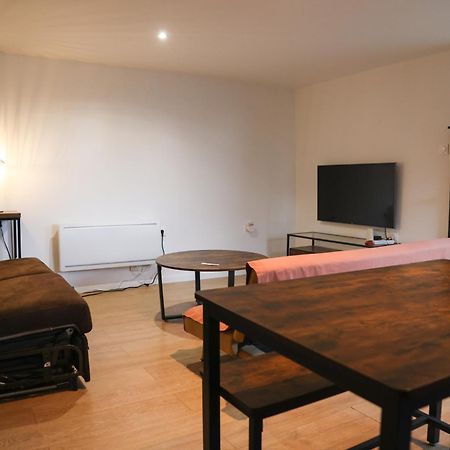 Appartement Avec Une Chambre Montlhéry Exteriör bild